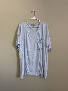 Intimately Free People light blue buttery soft oversized front slit tee medium